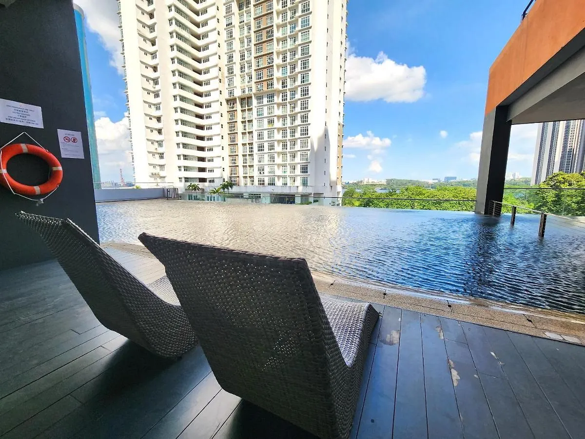 Cozy Loft Suite 2Br Near Jb Ciq 7Pax Johor Bahru Apartmán